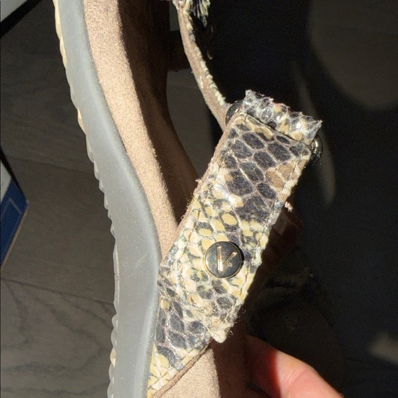 Vionic Brown and Black Snake Pattern Slides - Picture 4 of 4